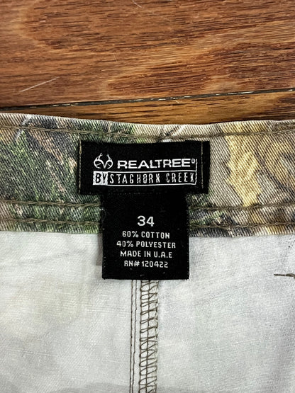 00s Realtree Faded Camo Shorts (34)