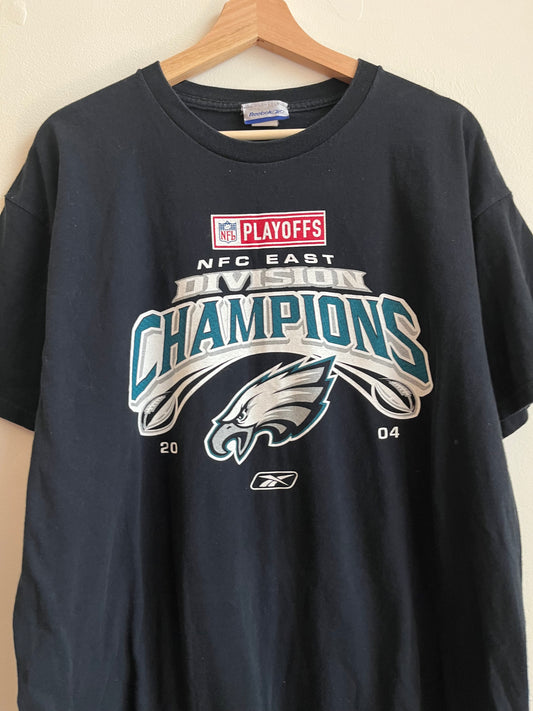 2004 Philadelphia Eagles East Division Champs Black Tee (L)
