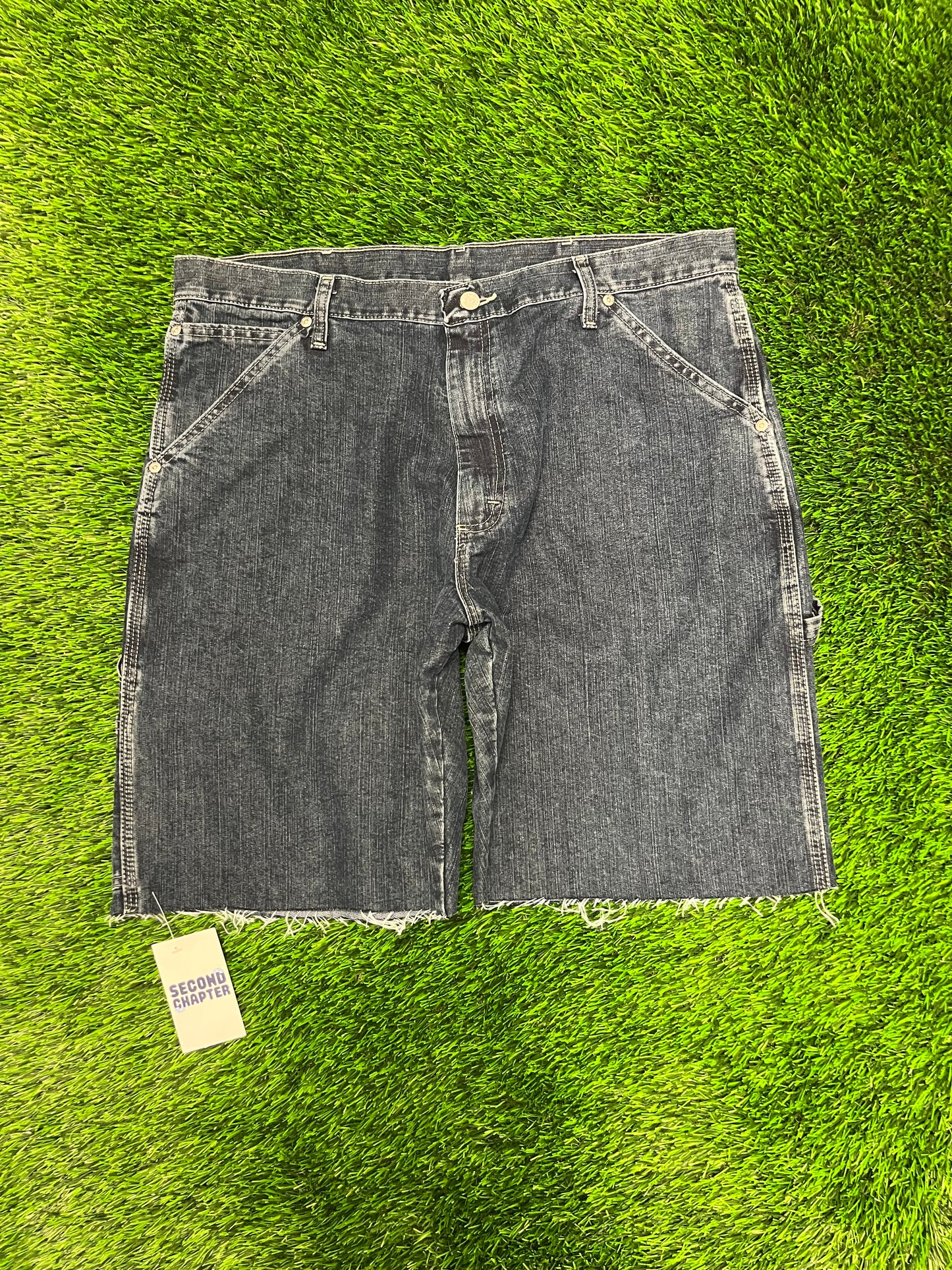 00s Wrangler Workwear Carpenter Dark Wash Cut Frayed Jean Shorts (36)