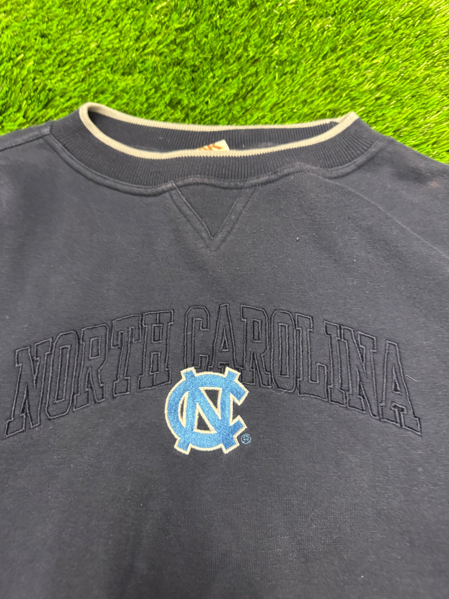 00s University Of North Carolina (UNC) Red Oak Embroidered Crewneck (XXL)