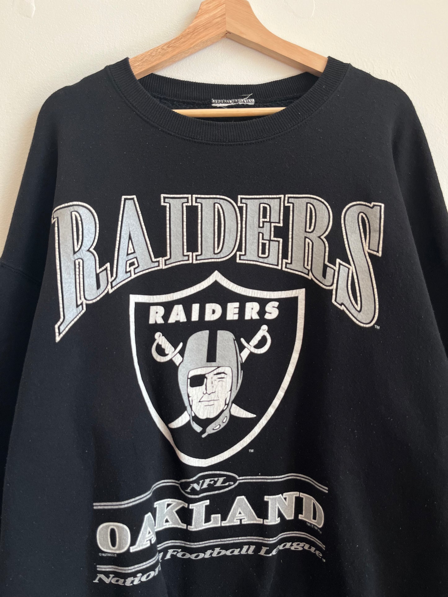 1997 Oakland Raiders NFL Graphic Spell Out Crewneck (XL)