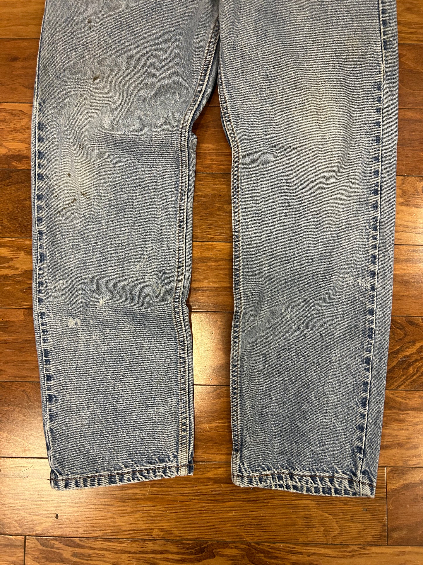 1997 Levi's 505 Orange Tab Distressed Light Wash Jeans (36 x 30)