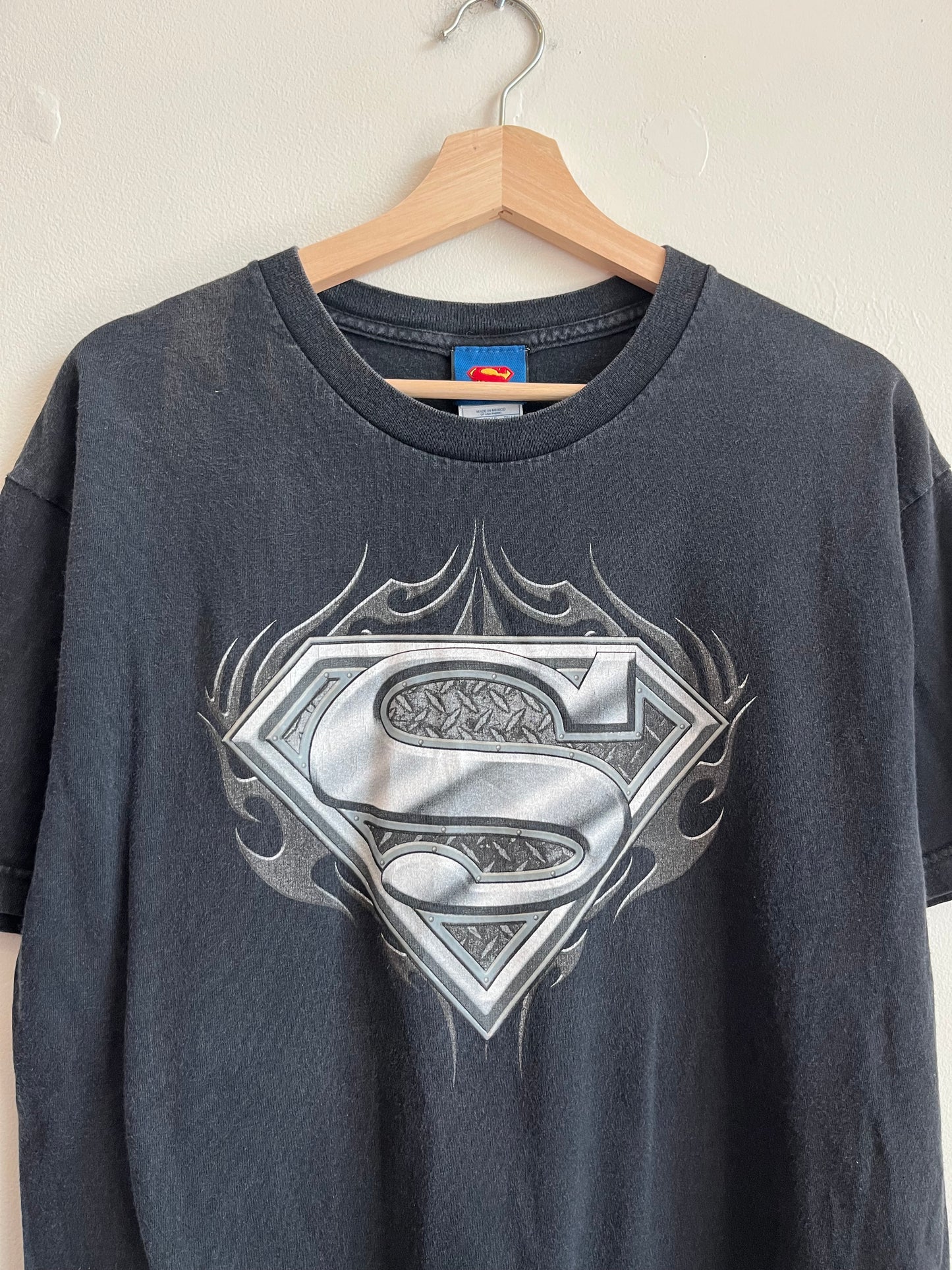2005 Superman Flames Black Tee (L)
