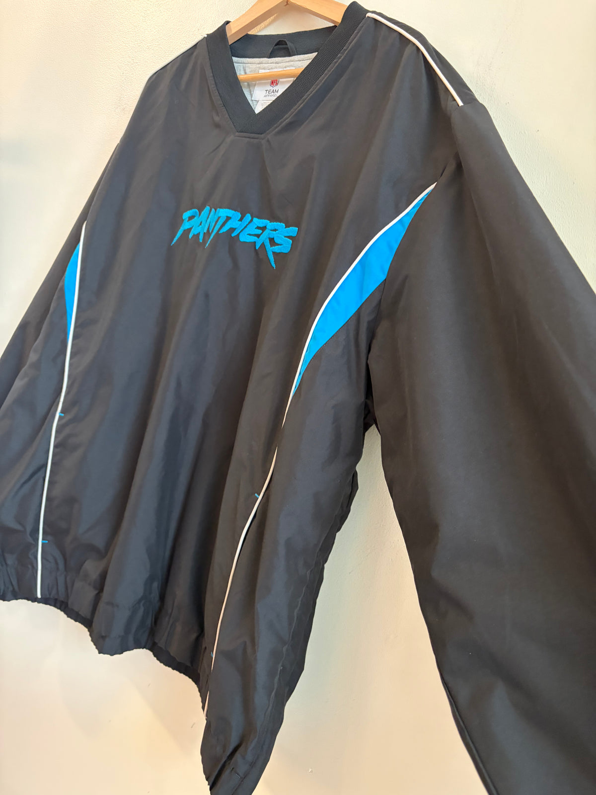 00s Carolina Panthers Cat Scratch NFL Team Windbreaker (XXL)