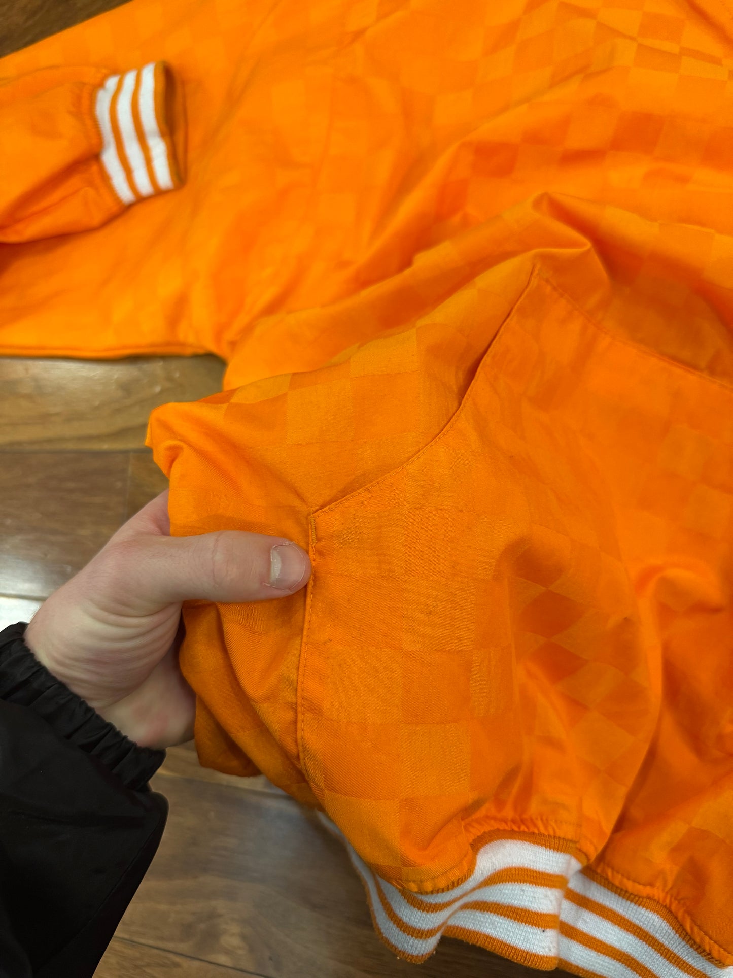 90s Adidas Tennessee Checkerboard Windbreaker (XL)