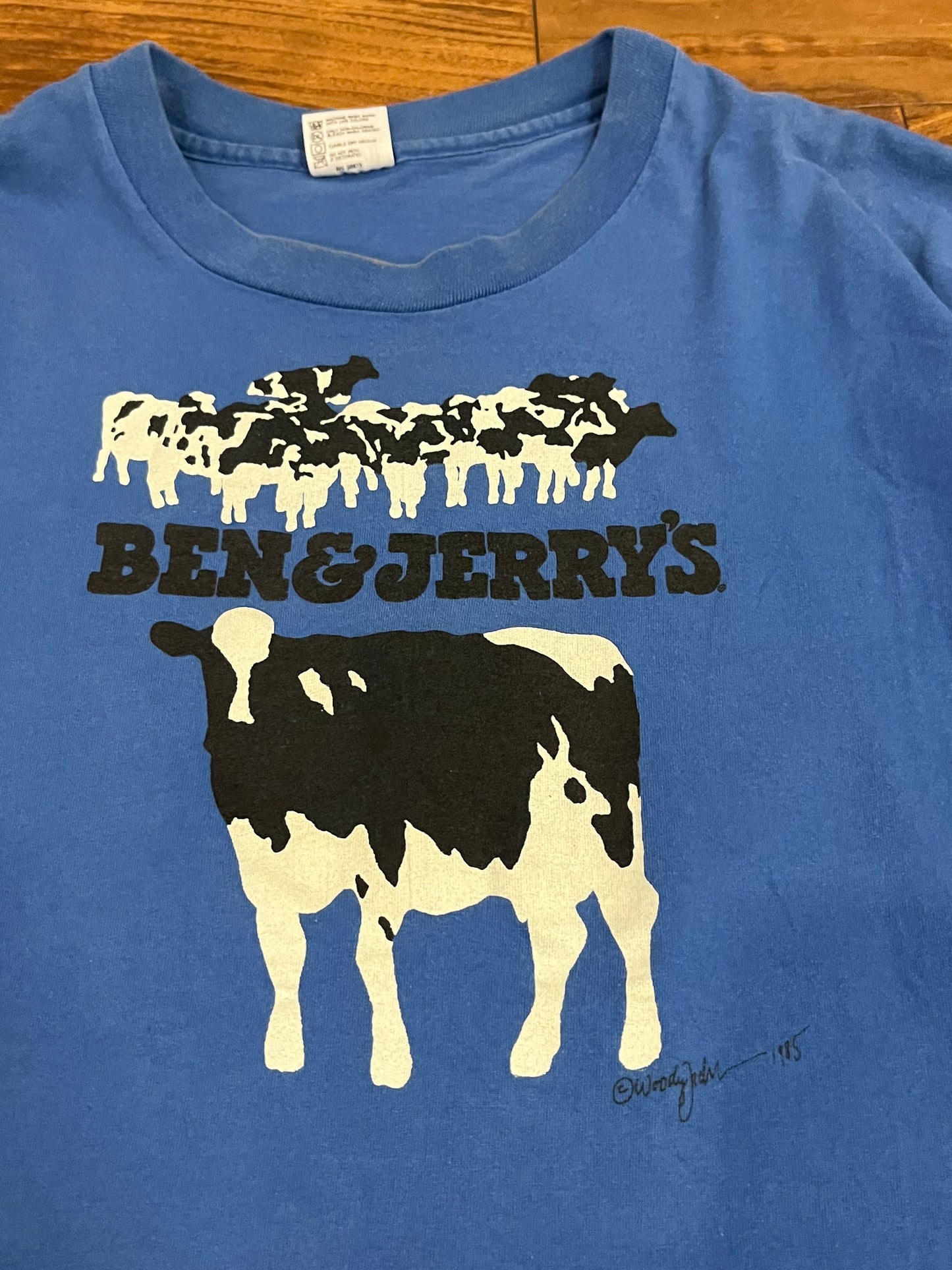 1985 Ben & Jerry's "Vermont's Finest" Grail Cow Graphic Tee (XL)