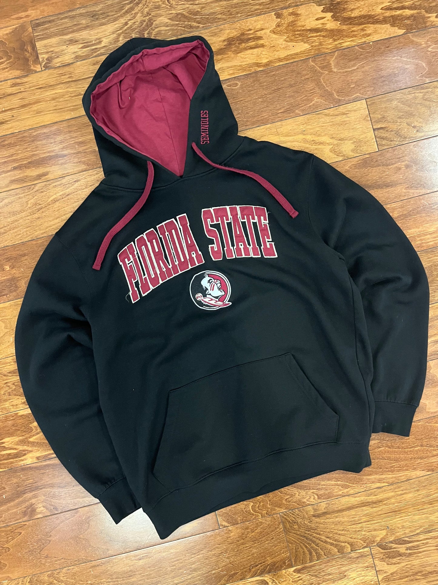 2010s Florida State (FSU) Embroidered Spell Out Hoodie (M)
