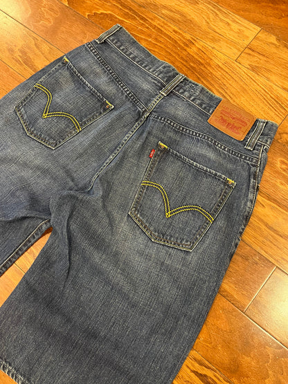 2011 Levi's 579 Baggy Shorts (34)