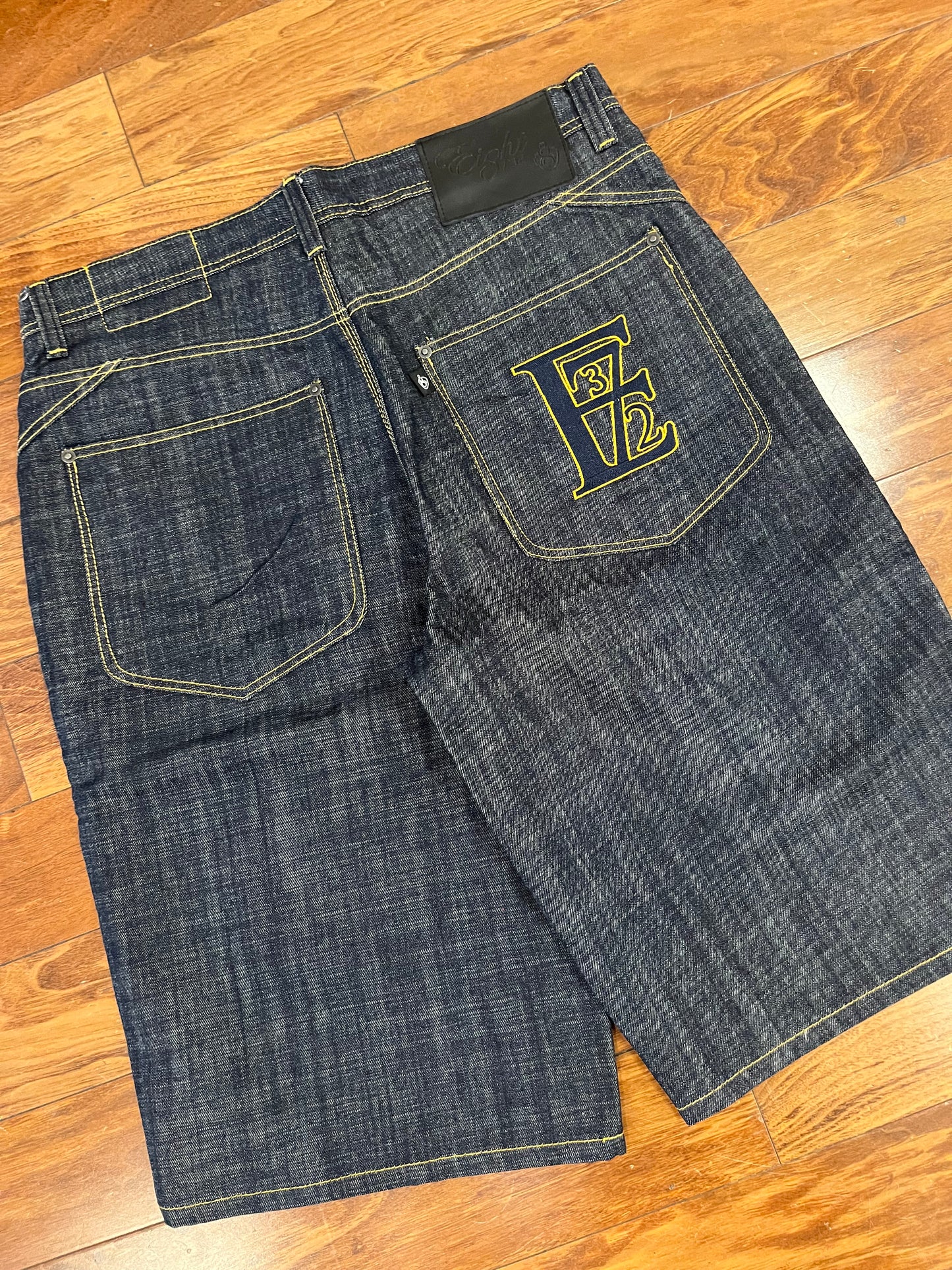 00s Eight732 Baggy Shorts (36)