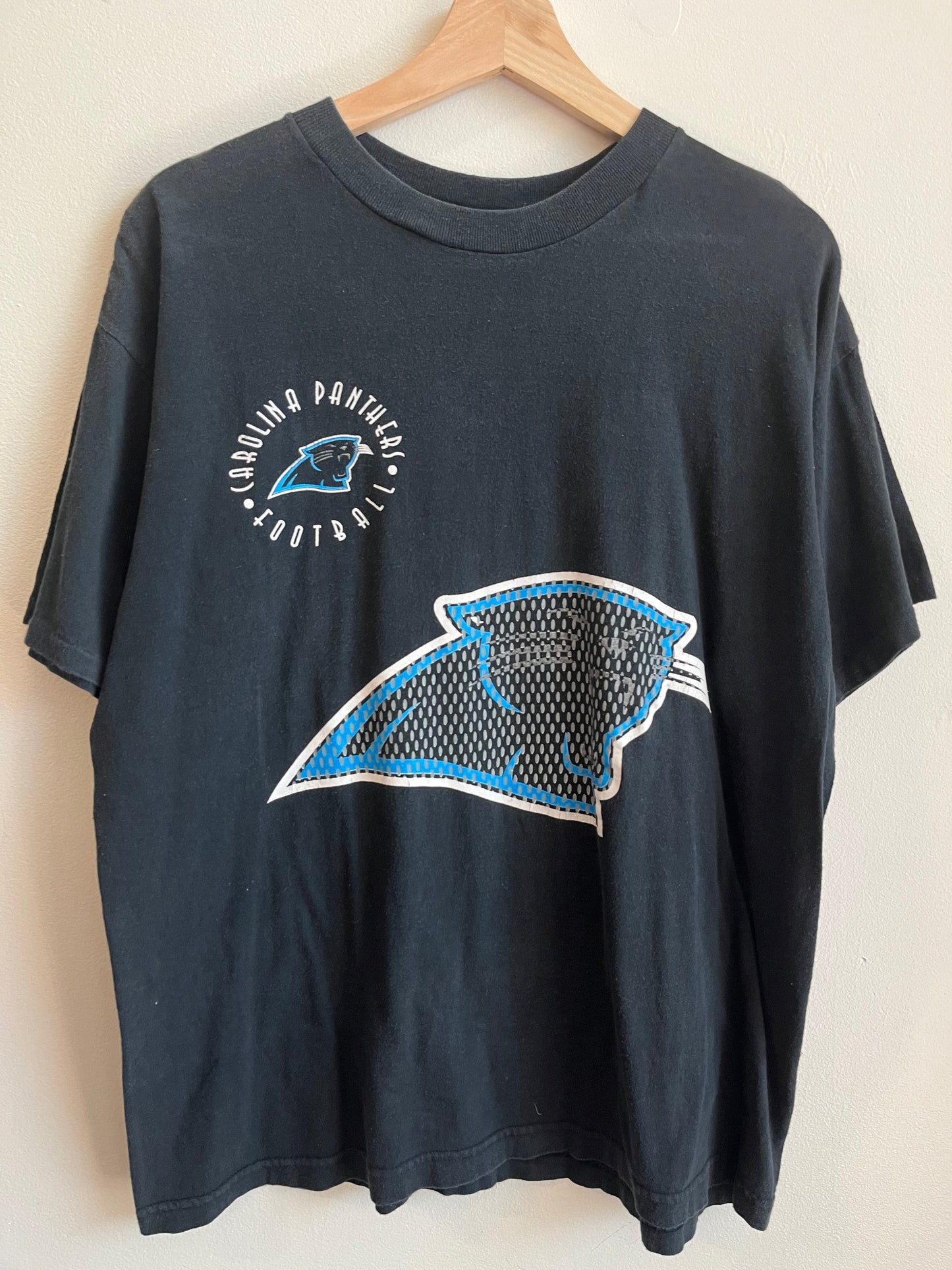 90s Carolina Panthers True Fan Faded Logo Tee (L)