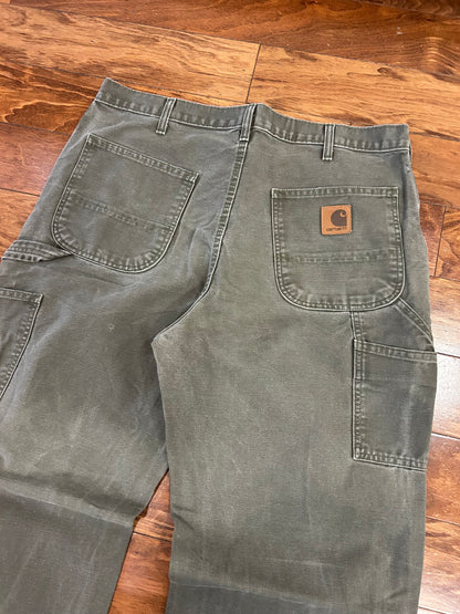 00s Carhartt Olive Green Distressed Carpenter Pants (36 x 34)