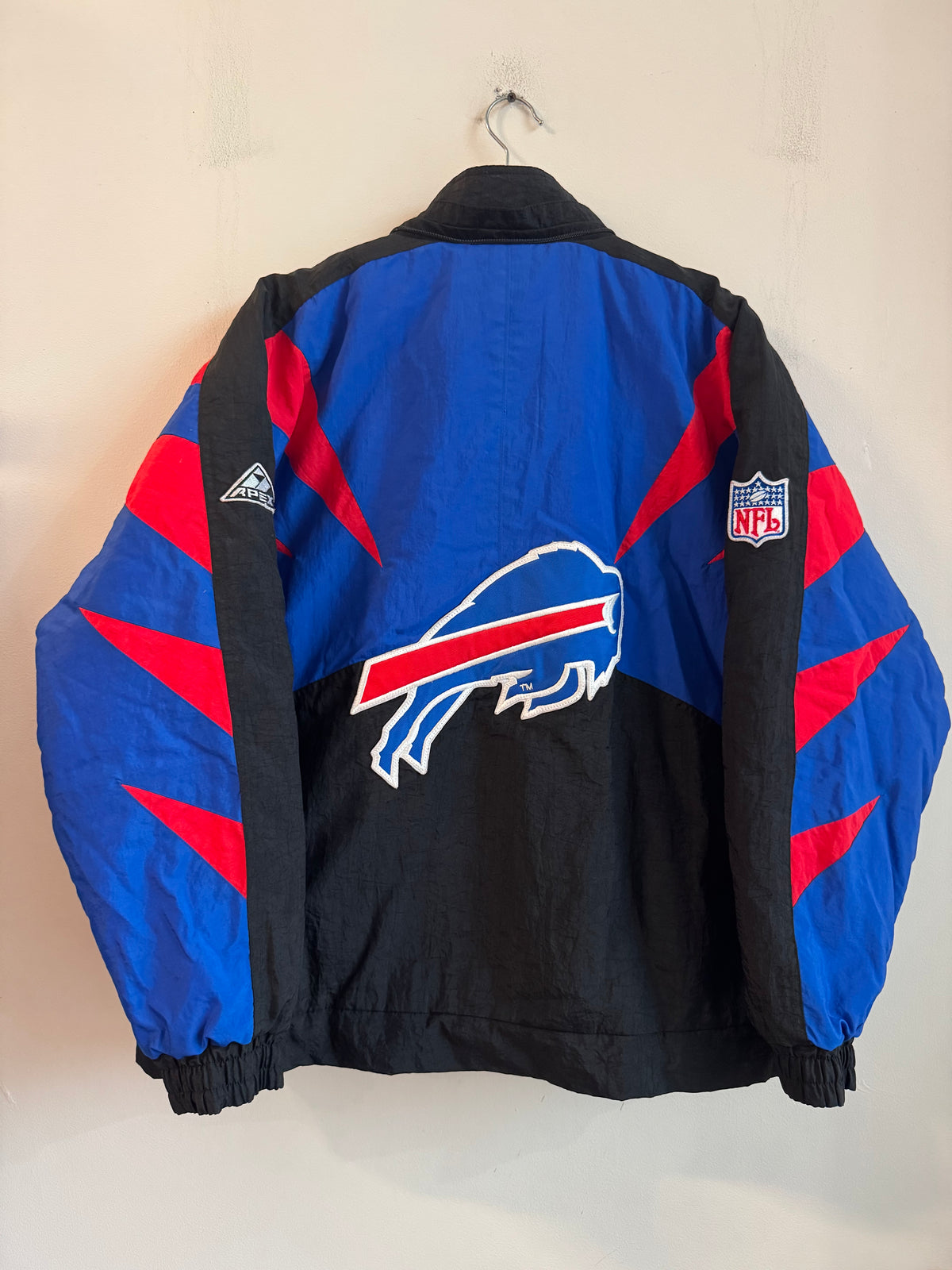 90s Buffalo Bills Apex Shark Tooth Puffer Jacket (XL)