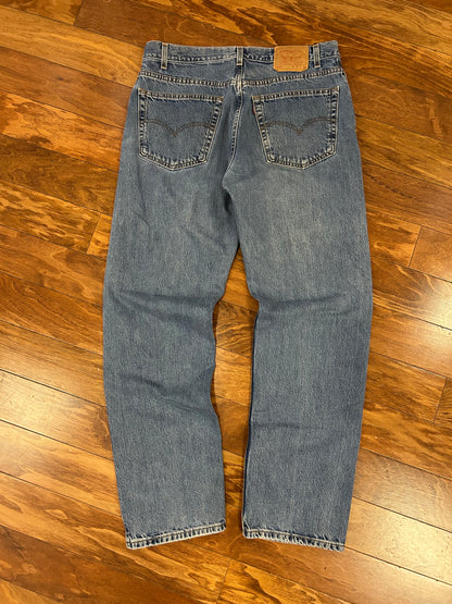 2001 Levi's 505 Mid Wash Jeans (38 x 34)