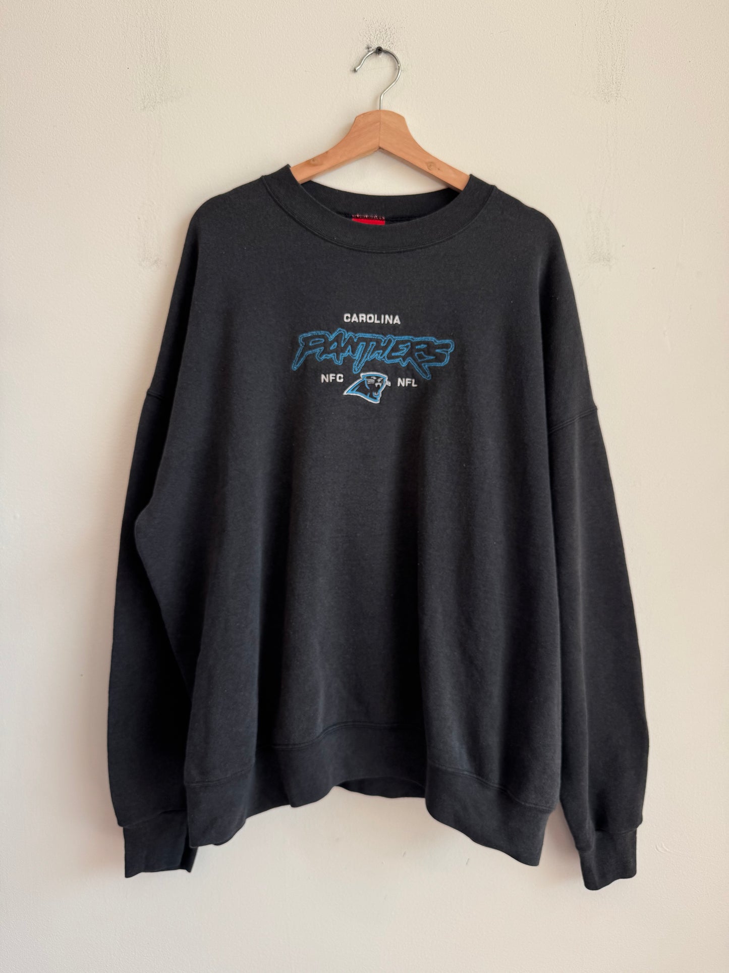 00s Carolina Panthers Cat Scratch Spell Out Faded NFL Crewneck (XXL)