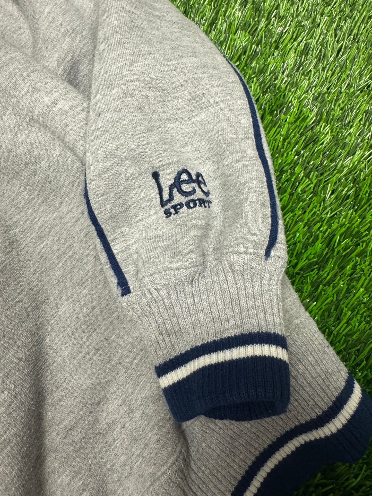 00s University of North Carolina UNC Tar Heels Embroidered Vintage Lee Crewneck (L)