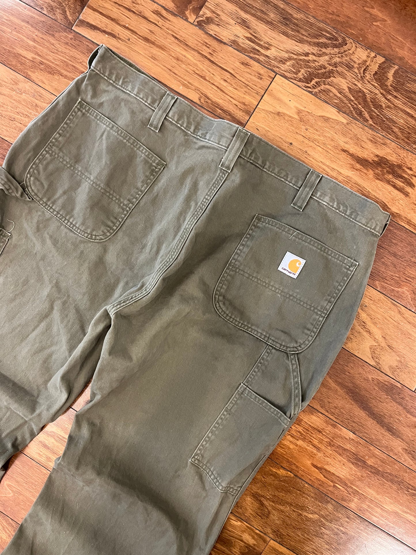 Carhartt Army Green Carpenter Pants (42 x 30)
