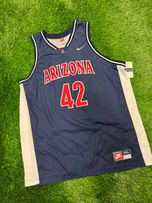 90s University of Arizona Wildcats #42 Vintage Nike Basketball Jersey (XXL)