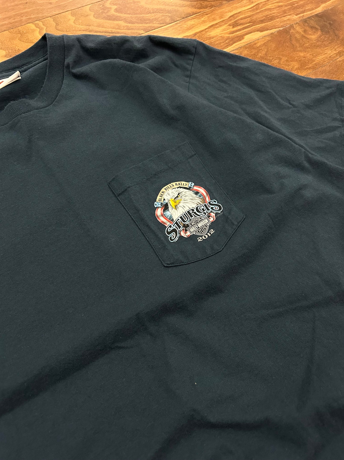 2012 Harley Davidson Sturgis Mount Rushmore Blue Pocket Tee (XXL)
