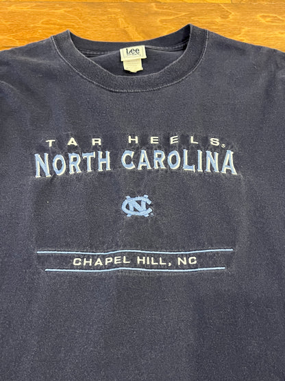 90s UNC Tar Heels Embroidered Lee Sports Tee (XL)