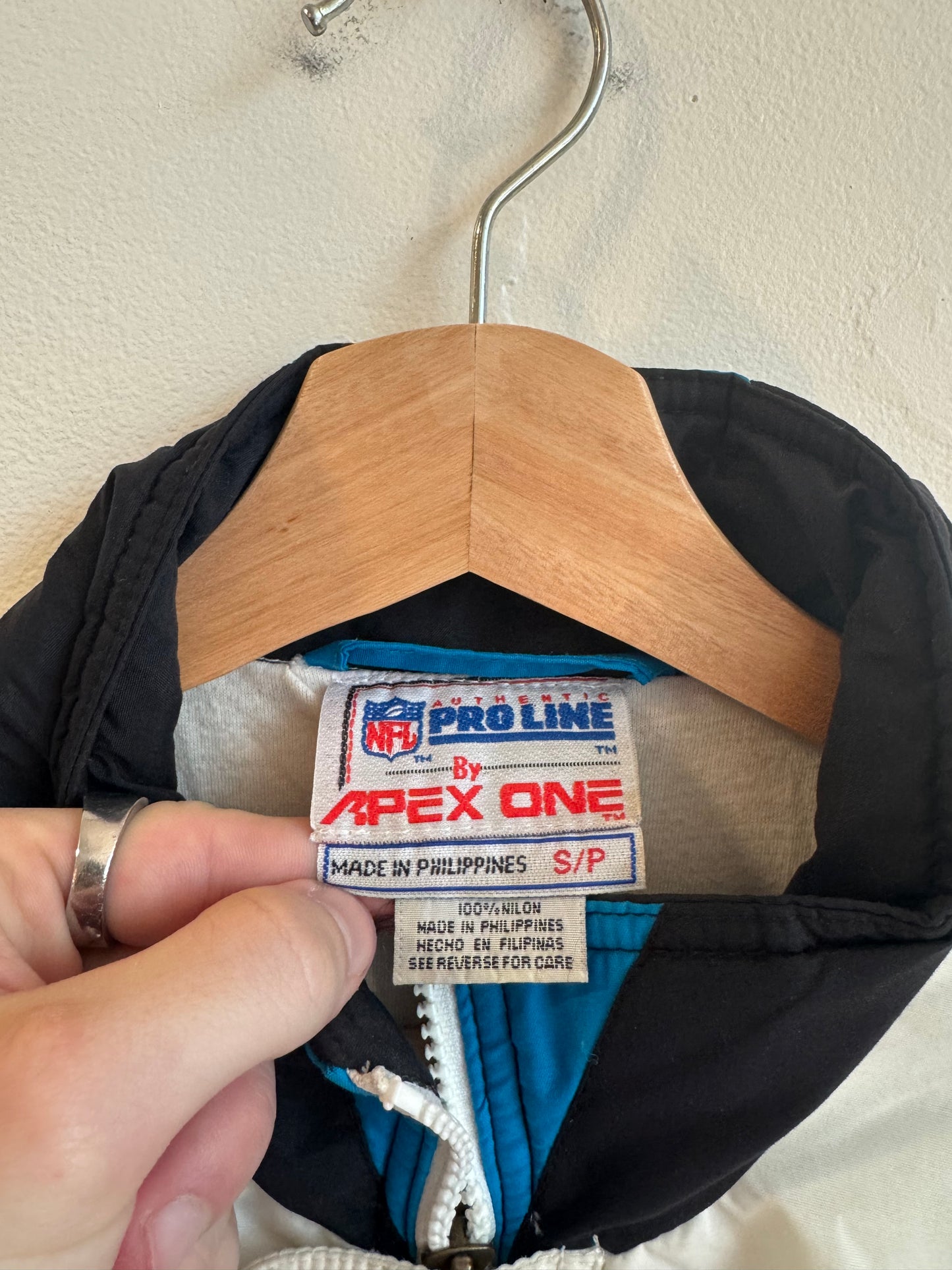 90s Carolina Panthers NFL Pro Line Apex One Windbreaker (S)