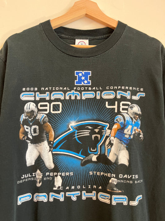 2003 Carolina Panthers Julius Peppers & Stephen Davis Roster Tee (M)