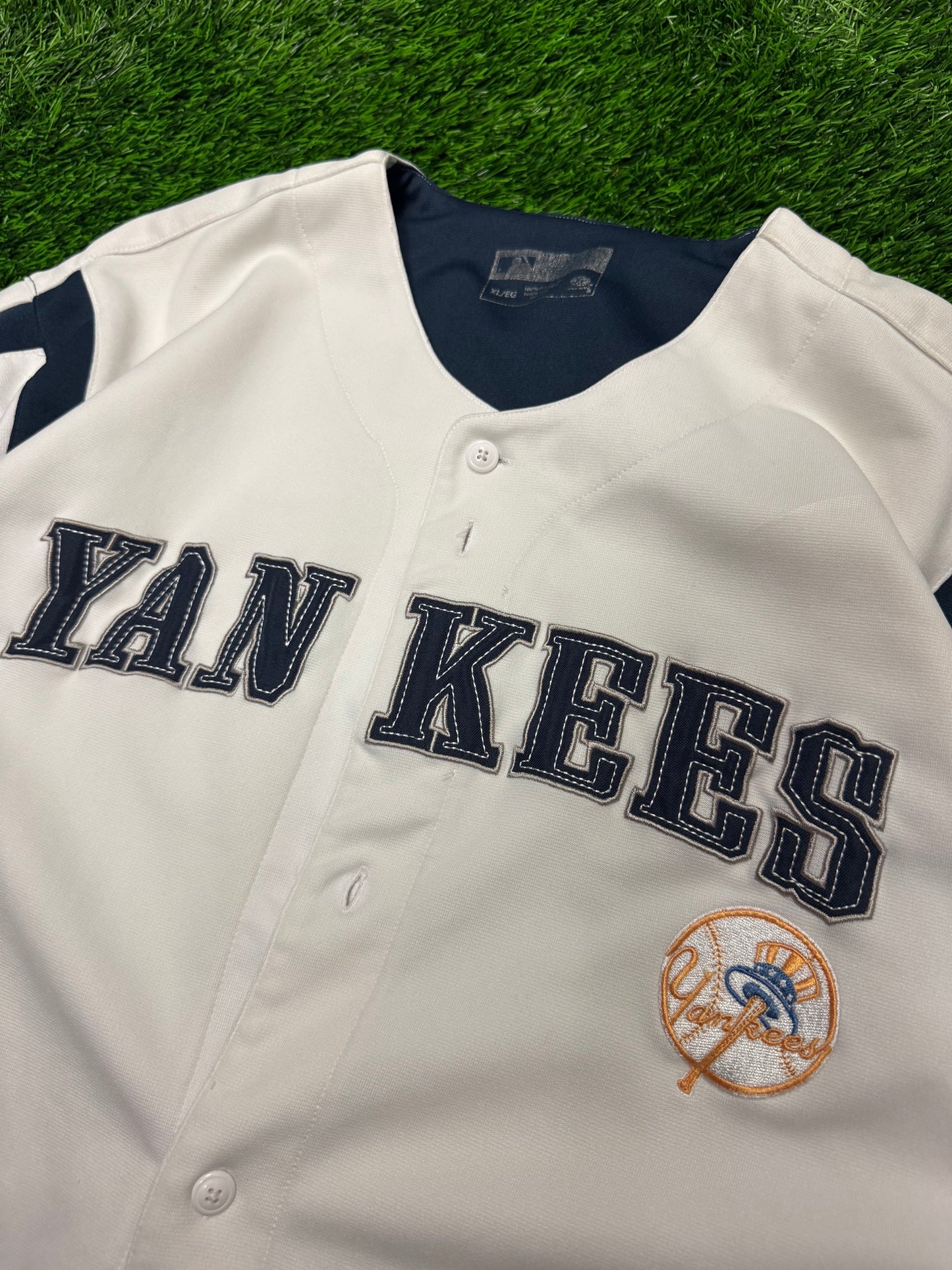00s New York Yankees True Fan Away MLB Jersey (XL)