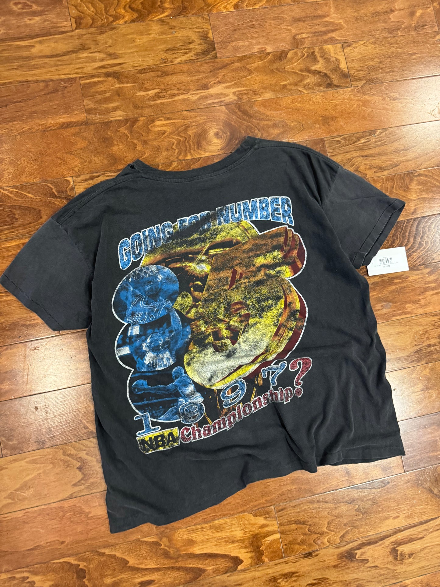 1997 Chicago Bulls "Going For Numbers" Rap Tee (XL)