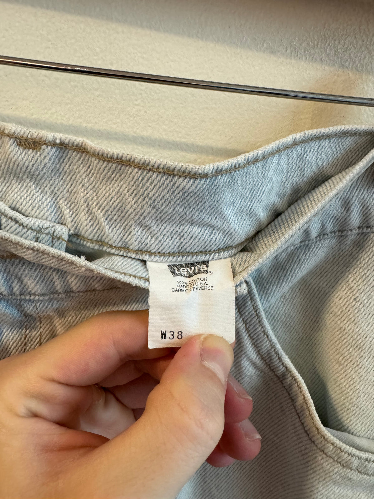 1994 Levi's 550 Orange Tab Jean Shorts (38)