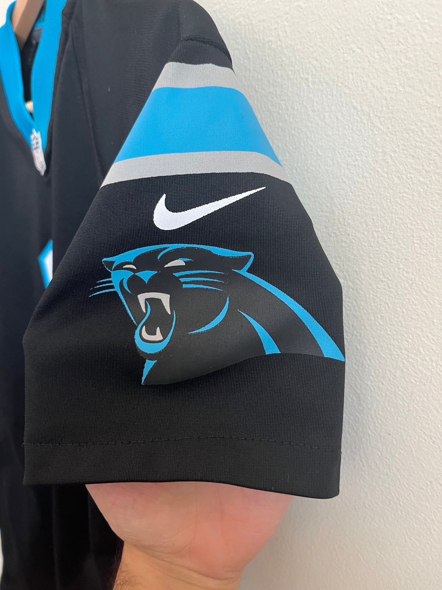 2016 Cam Newton Carolina Panthers Nike NFL Jersey (Youth M)