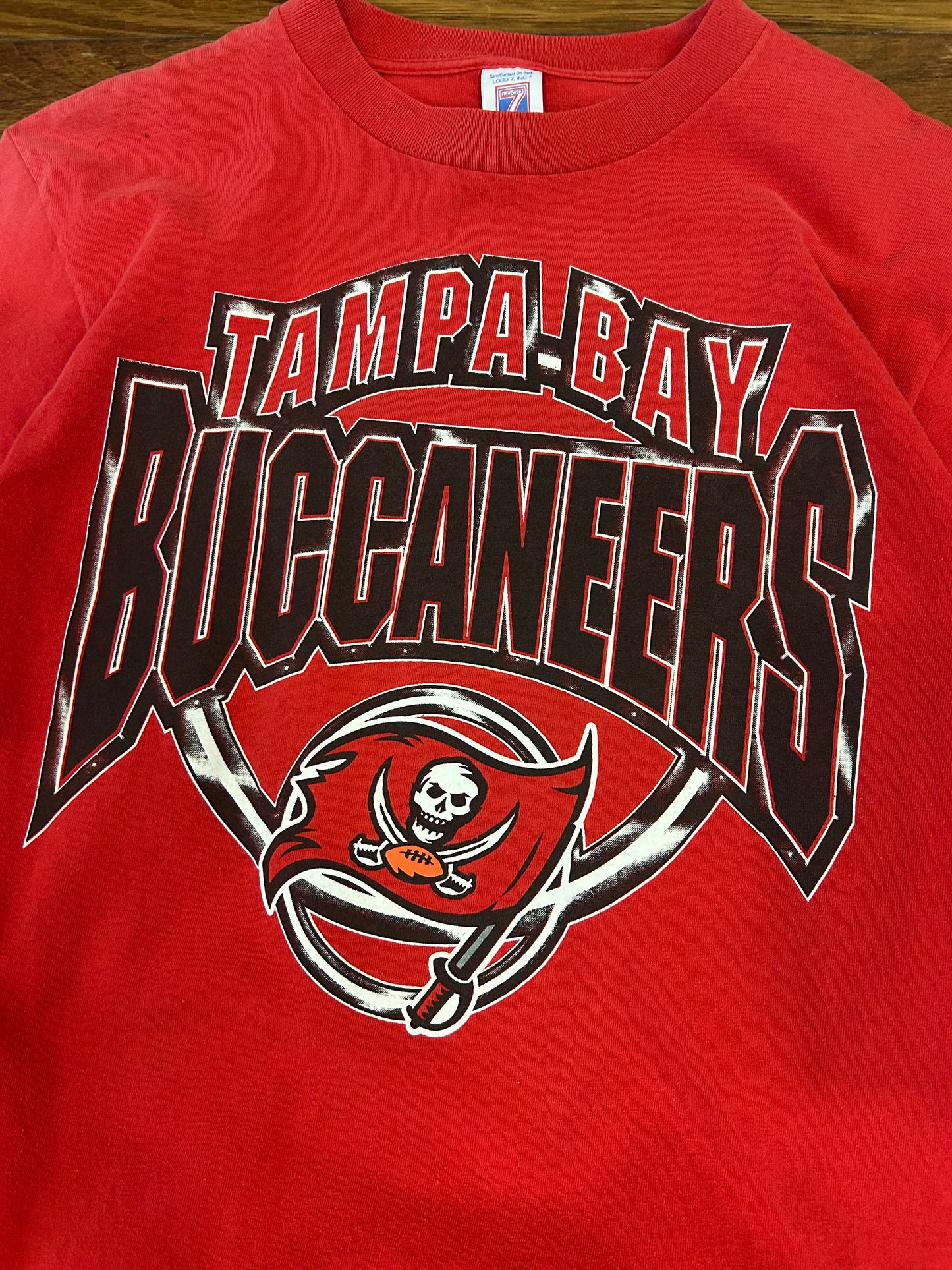 90s Tampa Bay Buccaneers Logo 7 Tee (L)