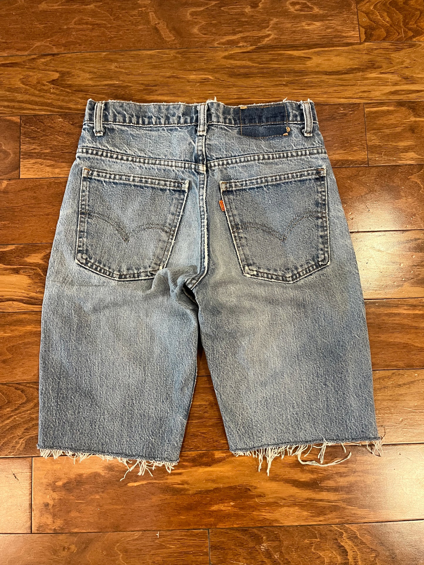 90s Levi's Orange Tab Faded Jean Shorts (28)
