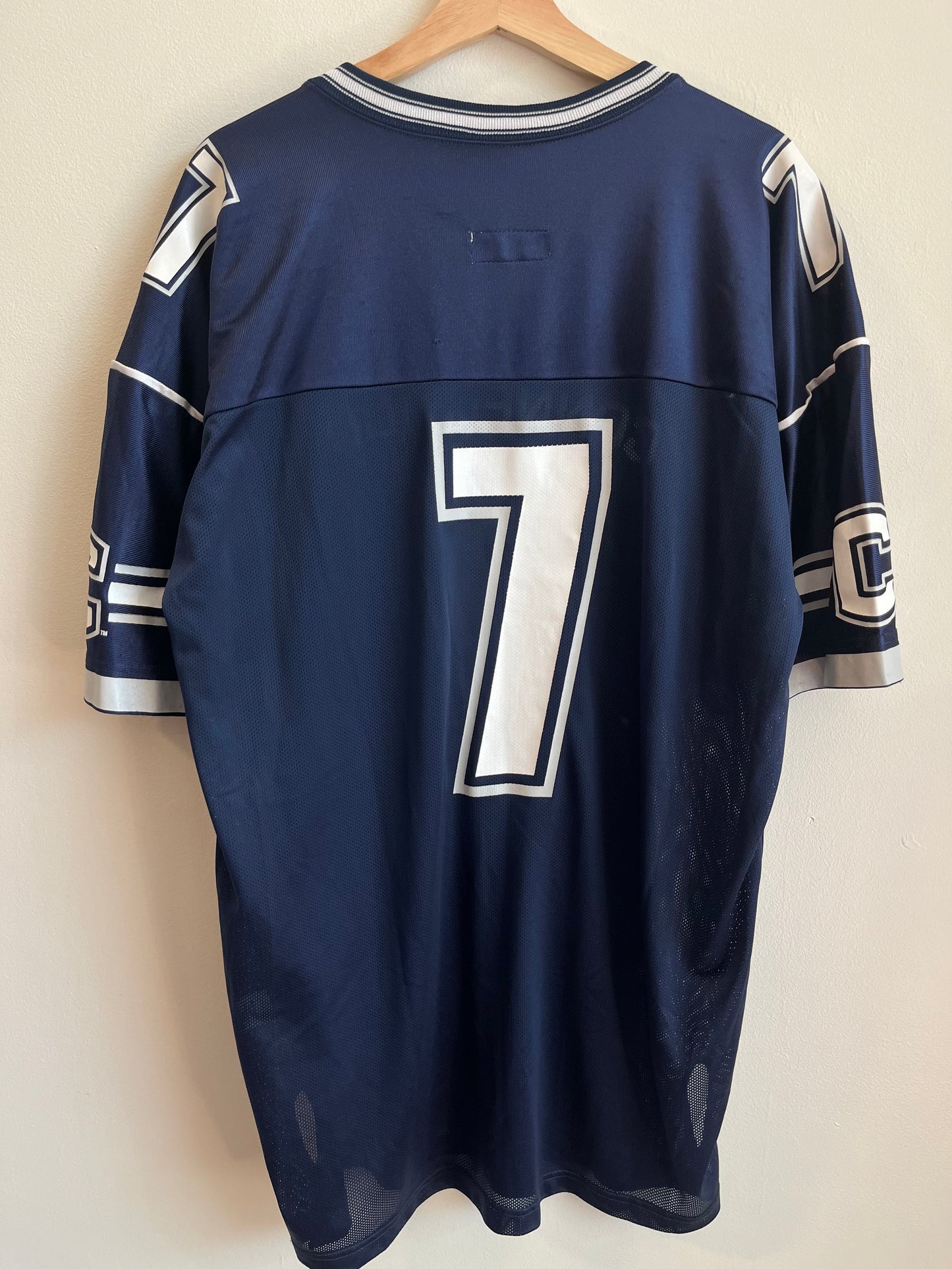 90s UConn Huskies Aeropostale #7 Football Jersey (XL)