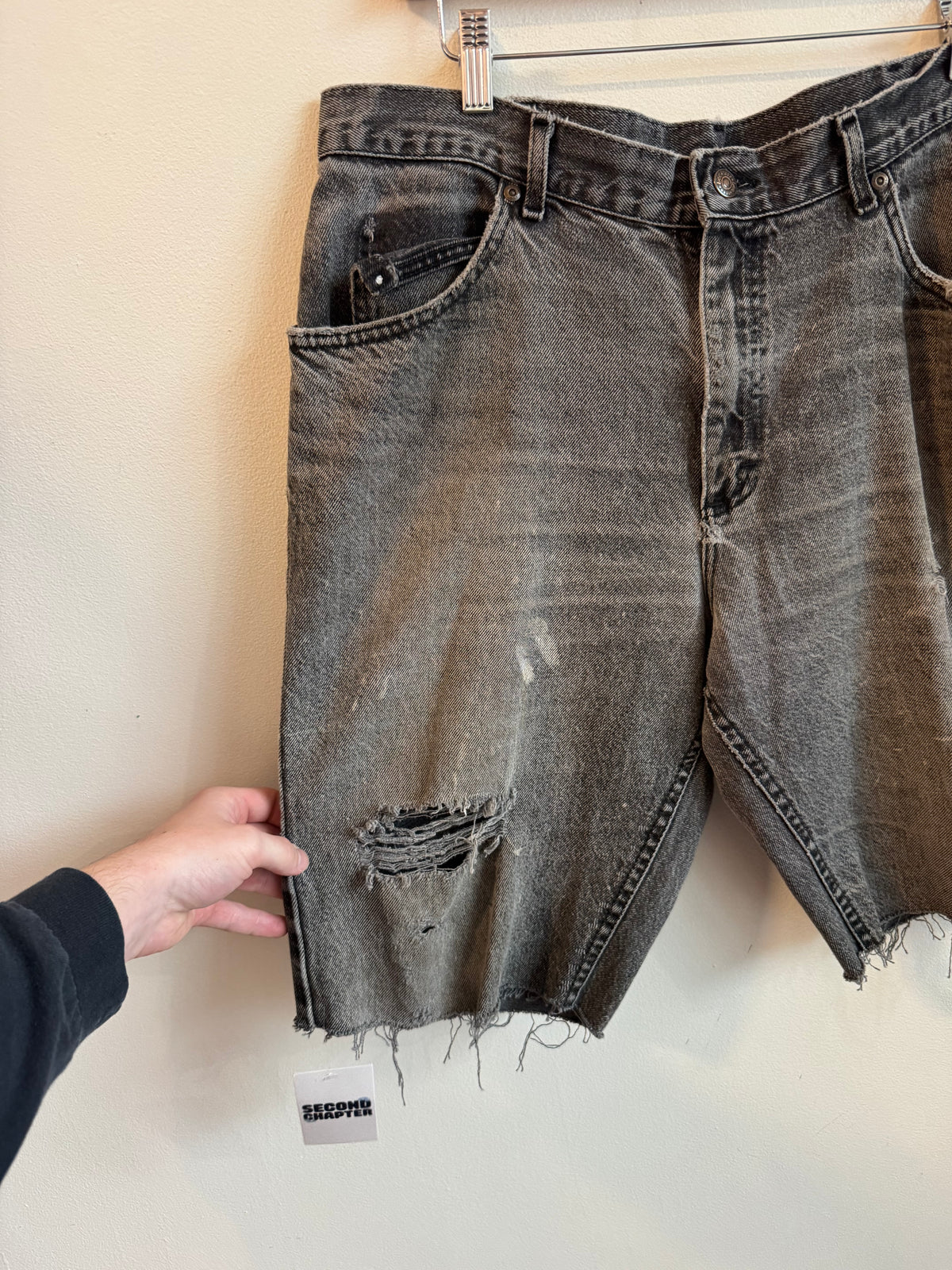90s Lee Faded Black Distressed Shorts (36)