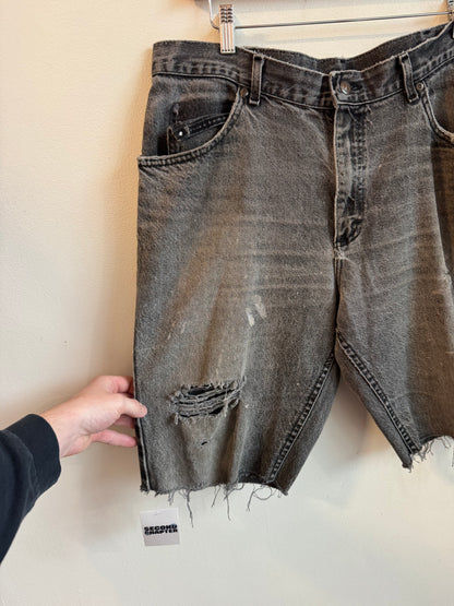 90s Lee Faded Black Distressed Shorts (36)