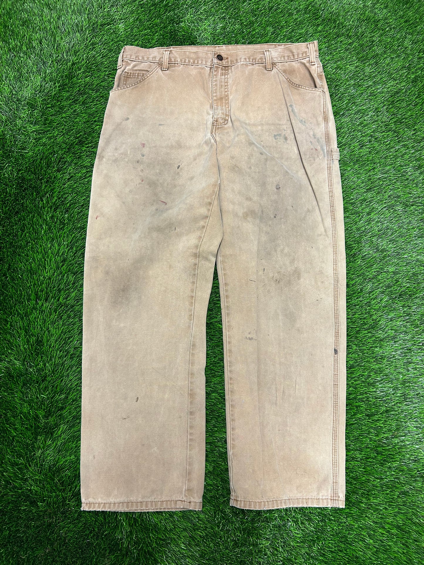 00s Dickies Tan Workwear Carpenter Stained Pants (38 x 32)