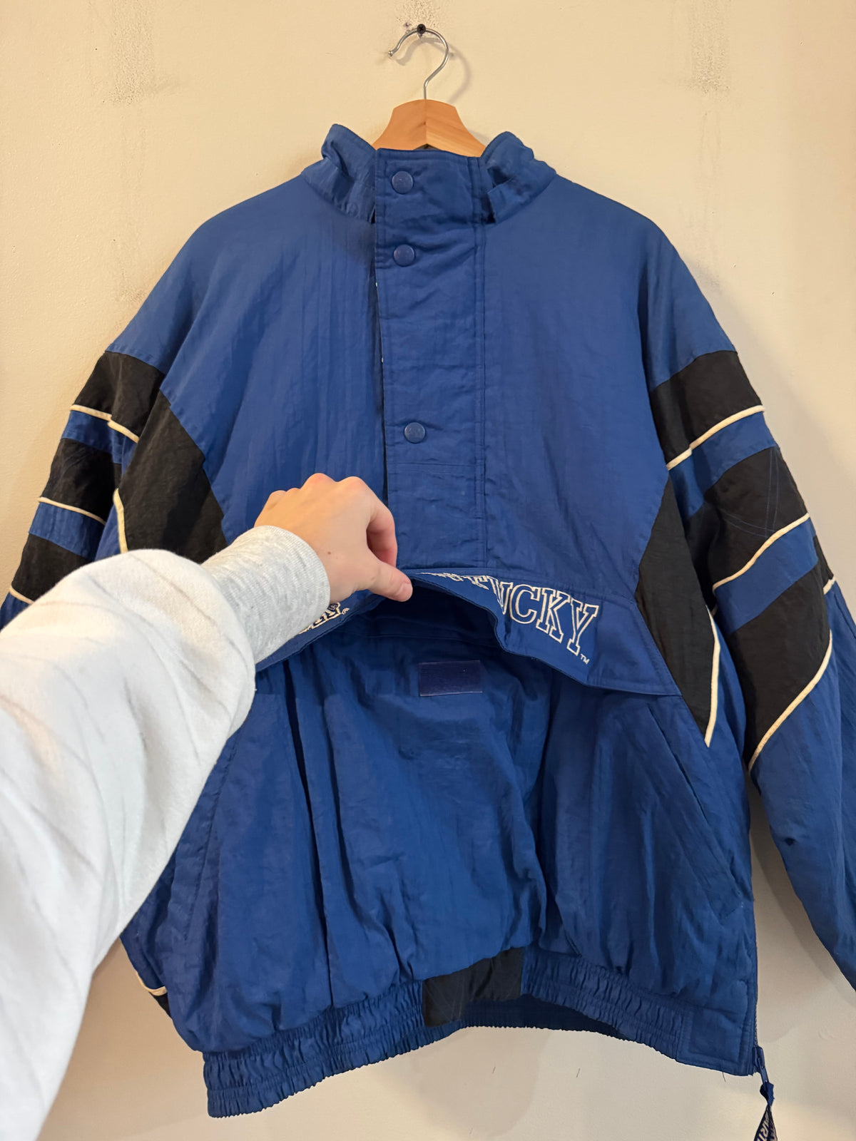 90s University of Kentucky Vintage Starter Puffer Jacket (XL)