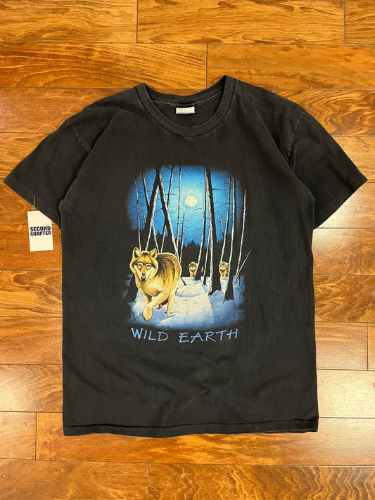 90s Wolf Nature Wild Earth Graphic Tee (XL)