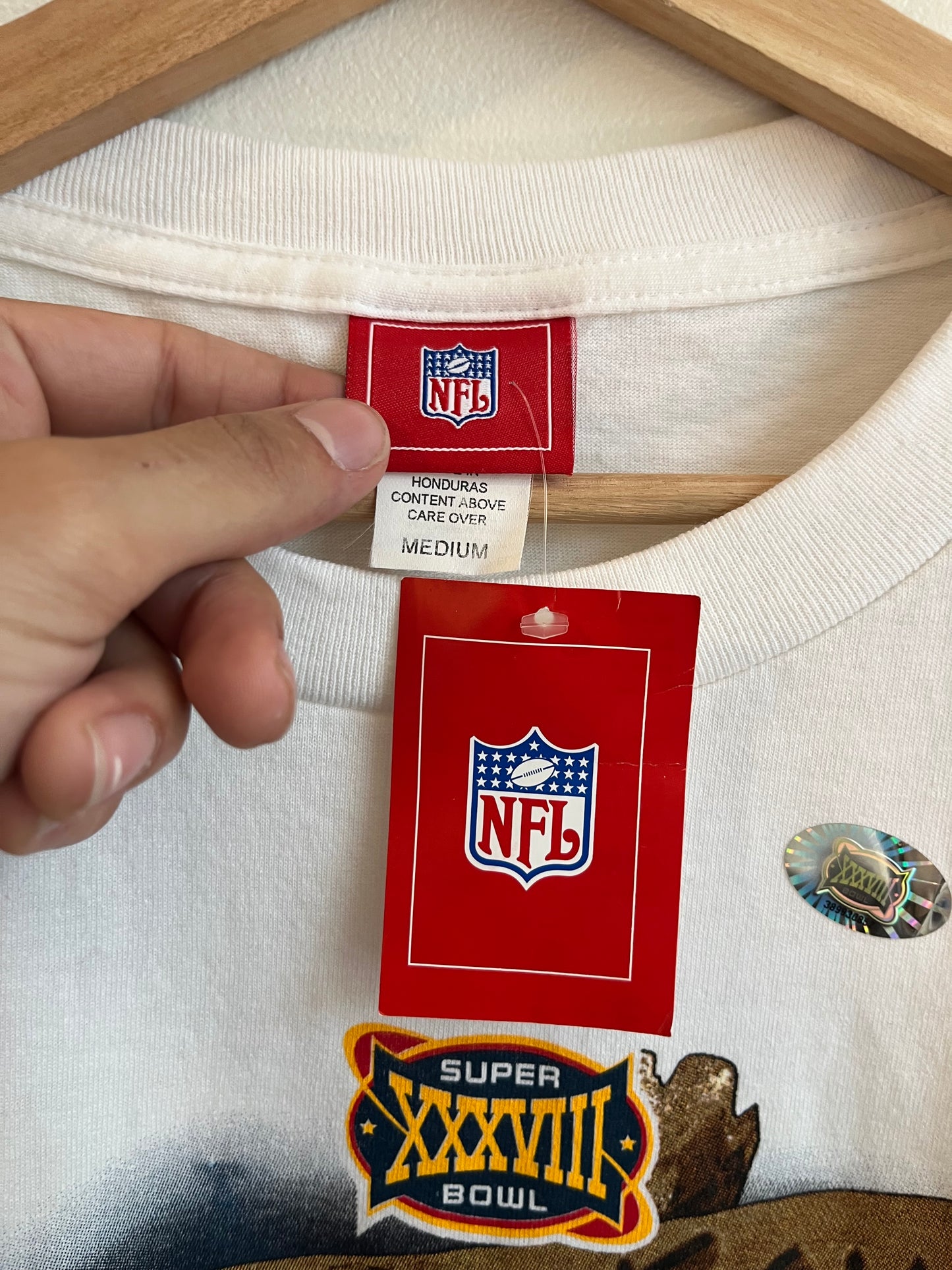 2004 Carolina Panthers Vs. New England Patriots Deadstock Super Bowl Tee (M)