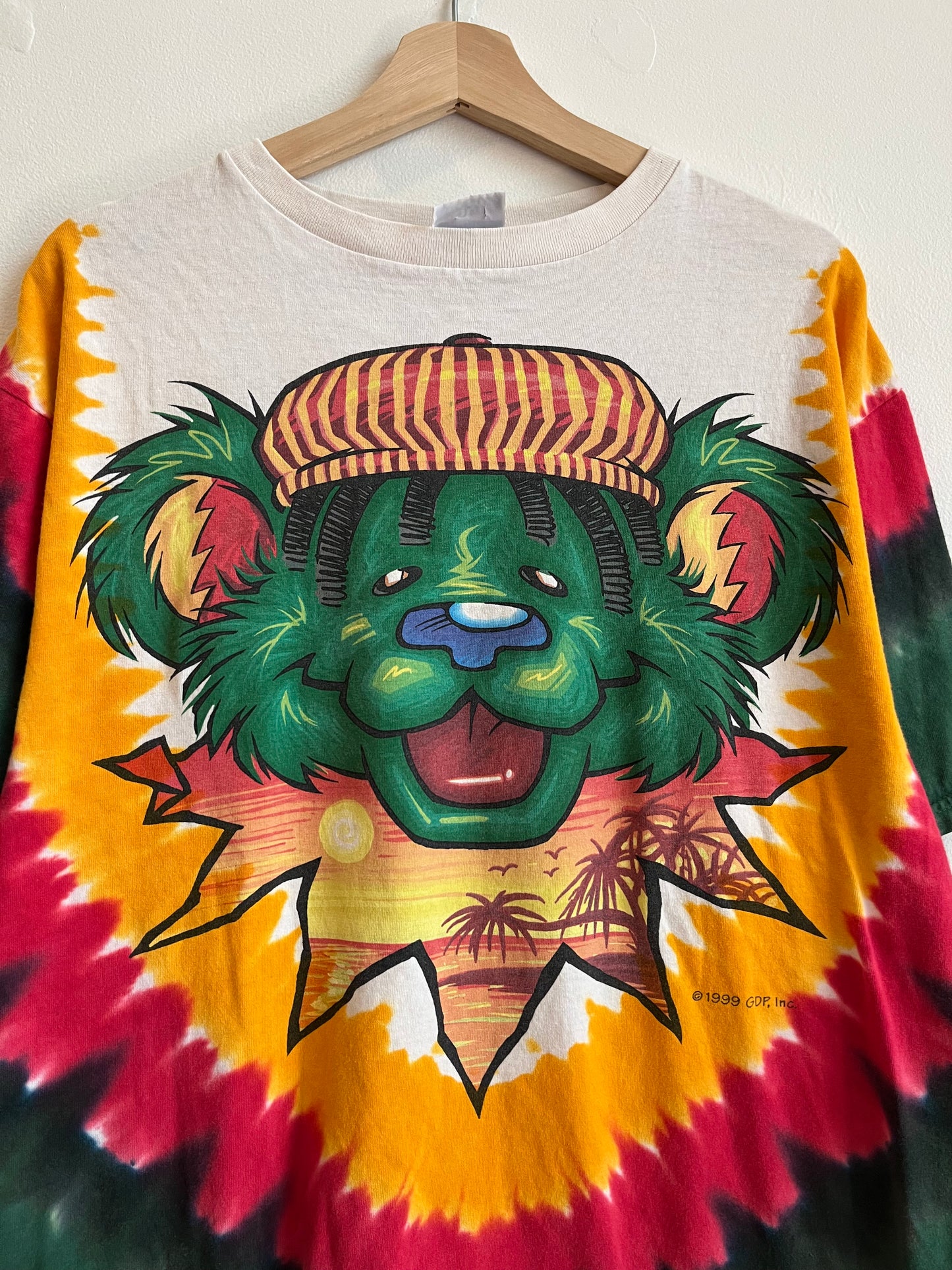 1999 Liquid Blue Grateful Dead Bear Jamaican Tie Dye Graphic Music Tee (L)
