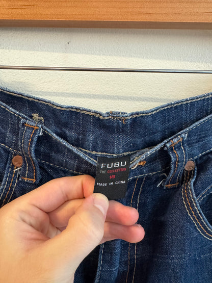 00s Fubu Baggy Shorts (30)