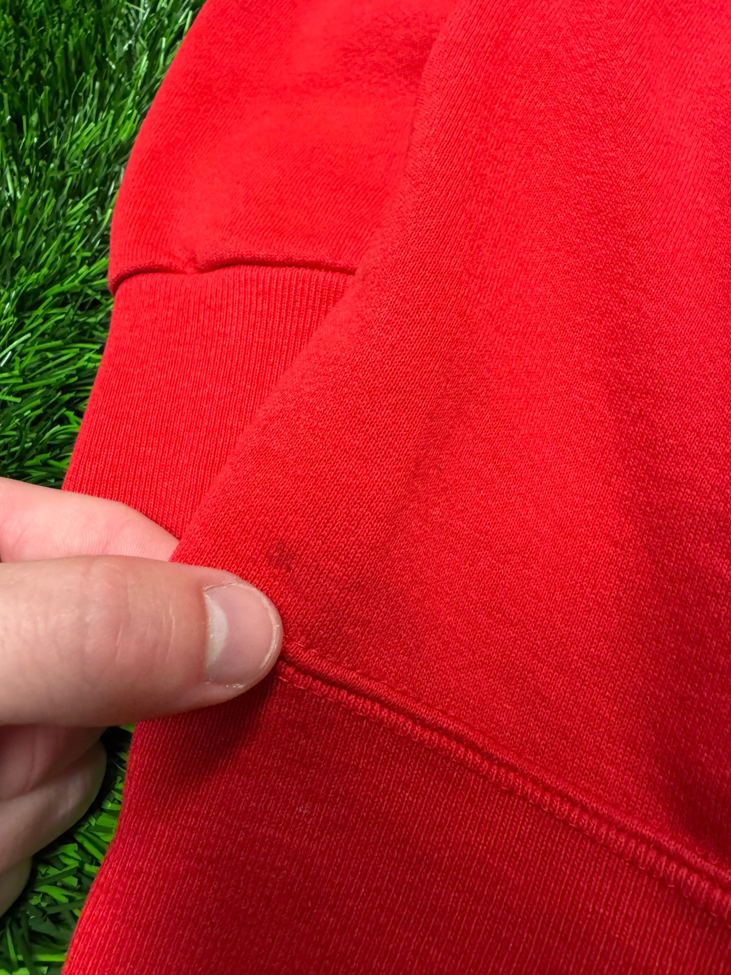 90s Chicago Bulls  Embroidered Logo Nutmeg Vintage Crewneck (L)