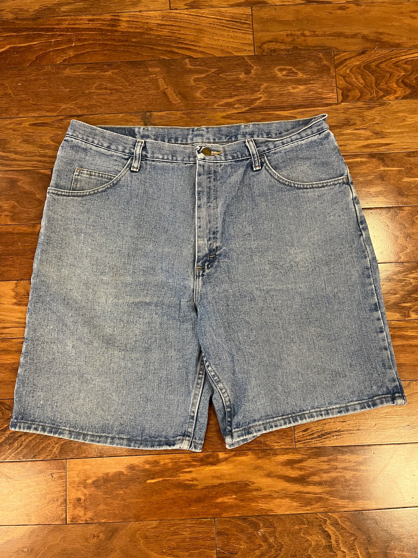 00s Wrangler Blue Shorts (38)