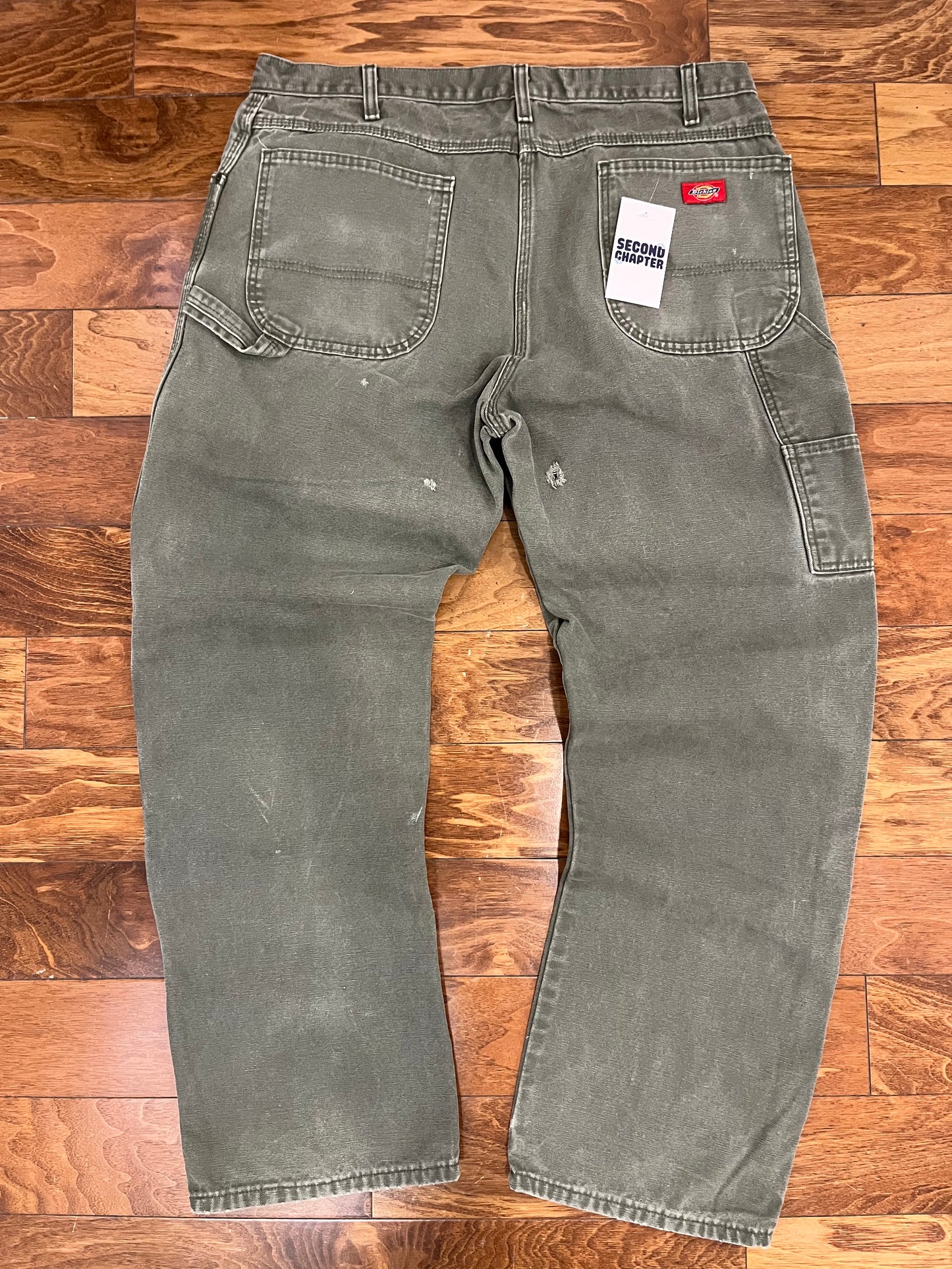 2016 Dickies Green Distressed Carpenter Pants (38 x 32)