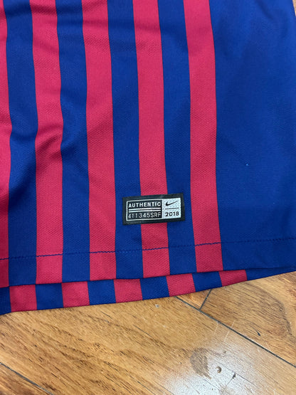 FC Barcelona Lionel Messi #10 2018 Nike Home Kit Soccer Jersey (M)