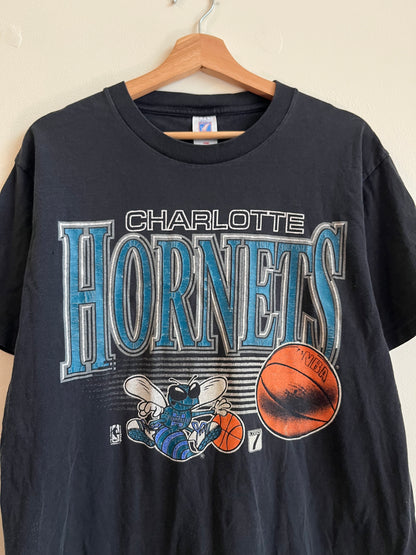 90s Charlotte Hornets Logo 7 Tee (L)