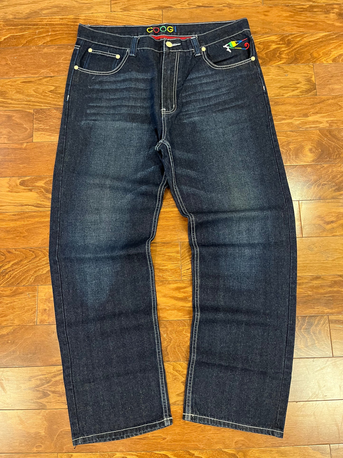 00s Coogi Egyptian Embroidered Jeans (38 x 34)