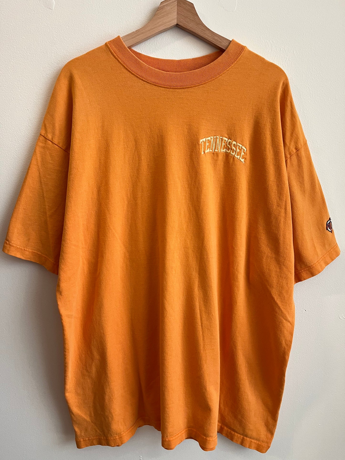 90s Tennessee Volunteers  Embroidered Essential Tee (XL)