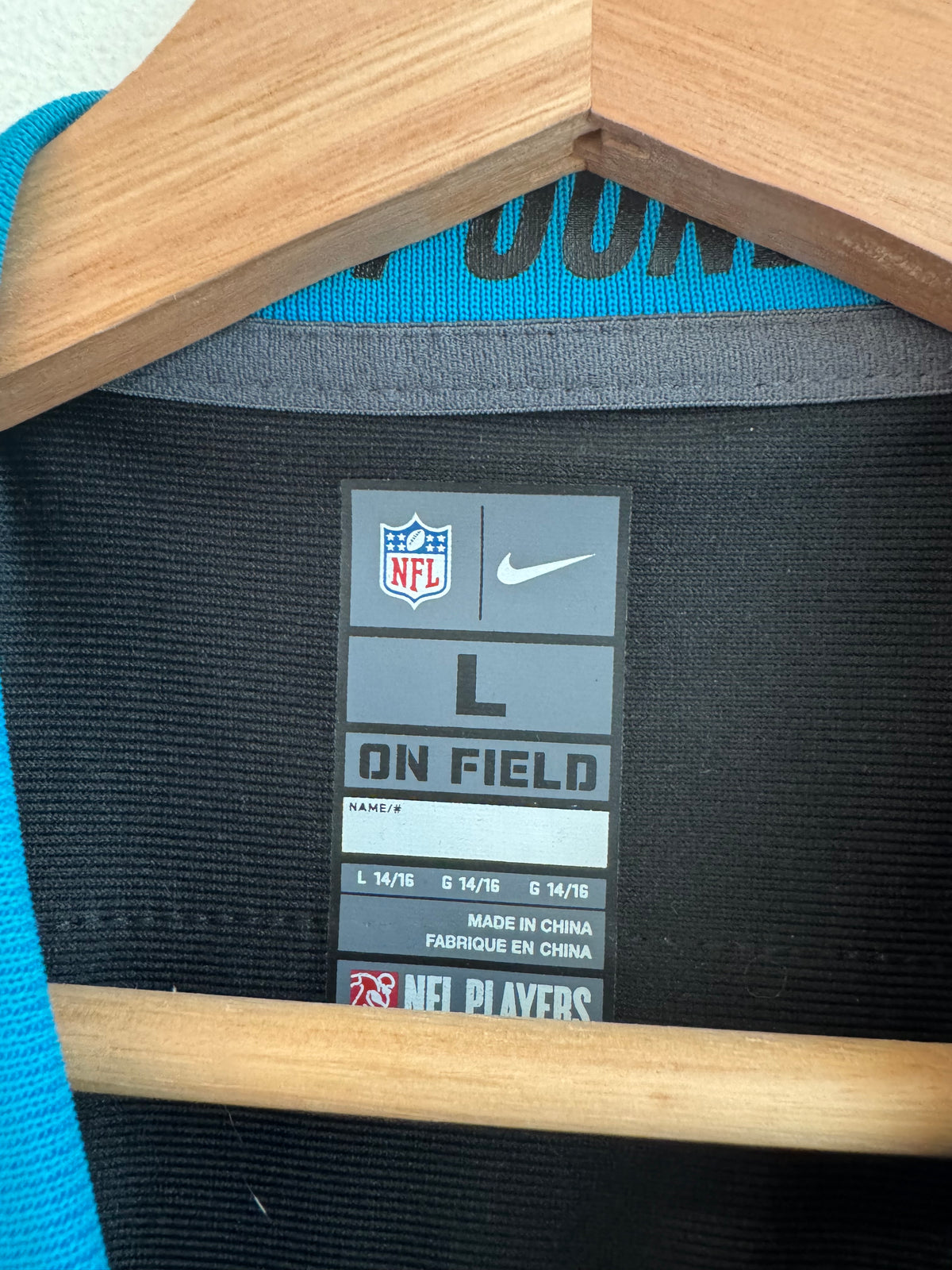 2015 Carolina Panthers Luke Kuechly Nike Home Jersey (Youth L)