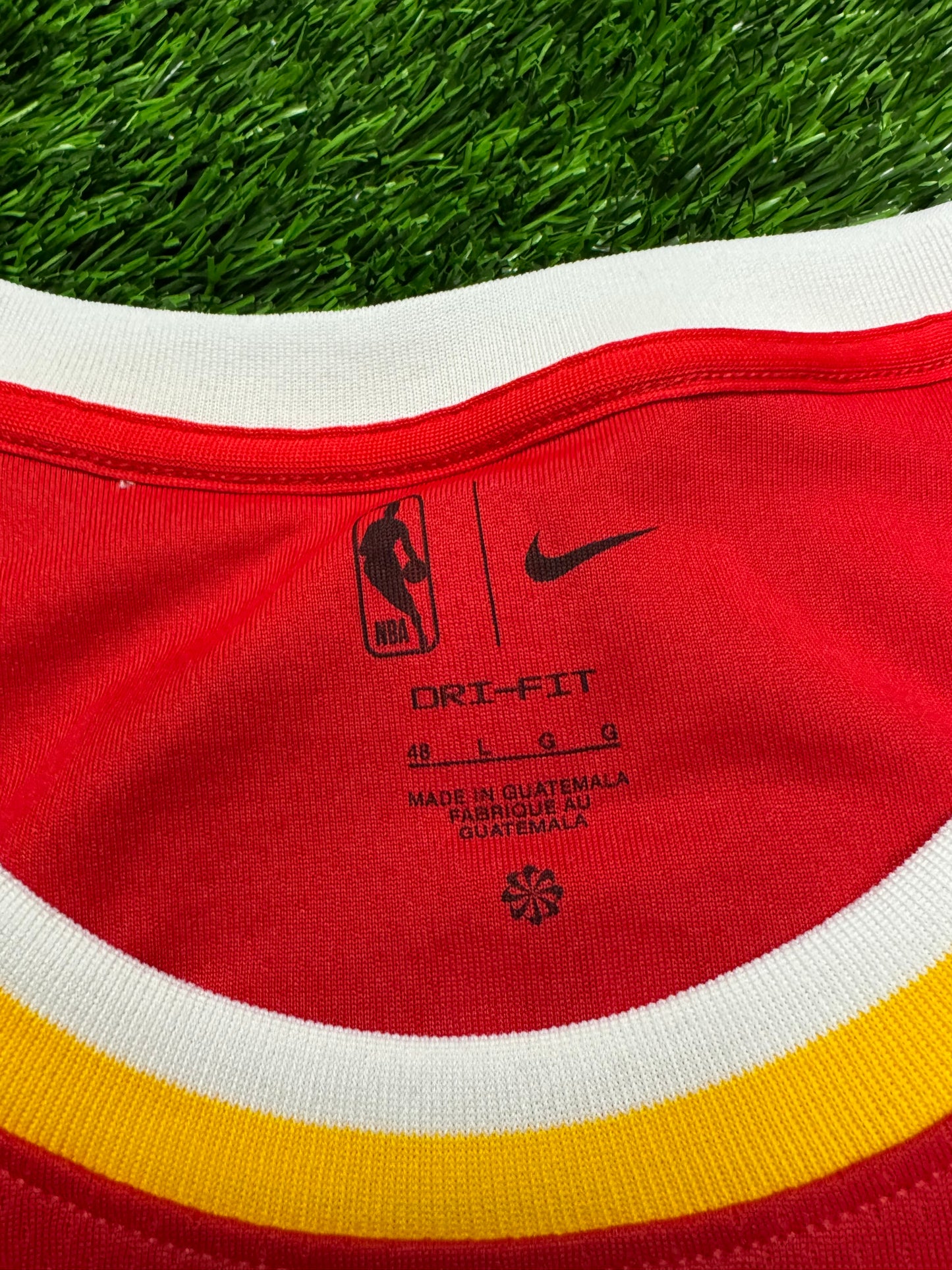 Atlanta Hawks Trae Young #11 Nike Red Statement Edition NBA Jersey (L)