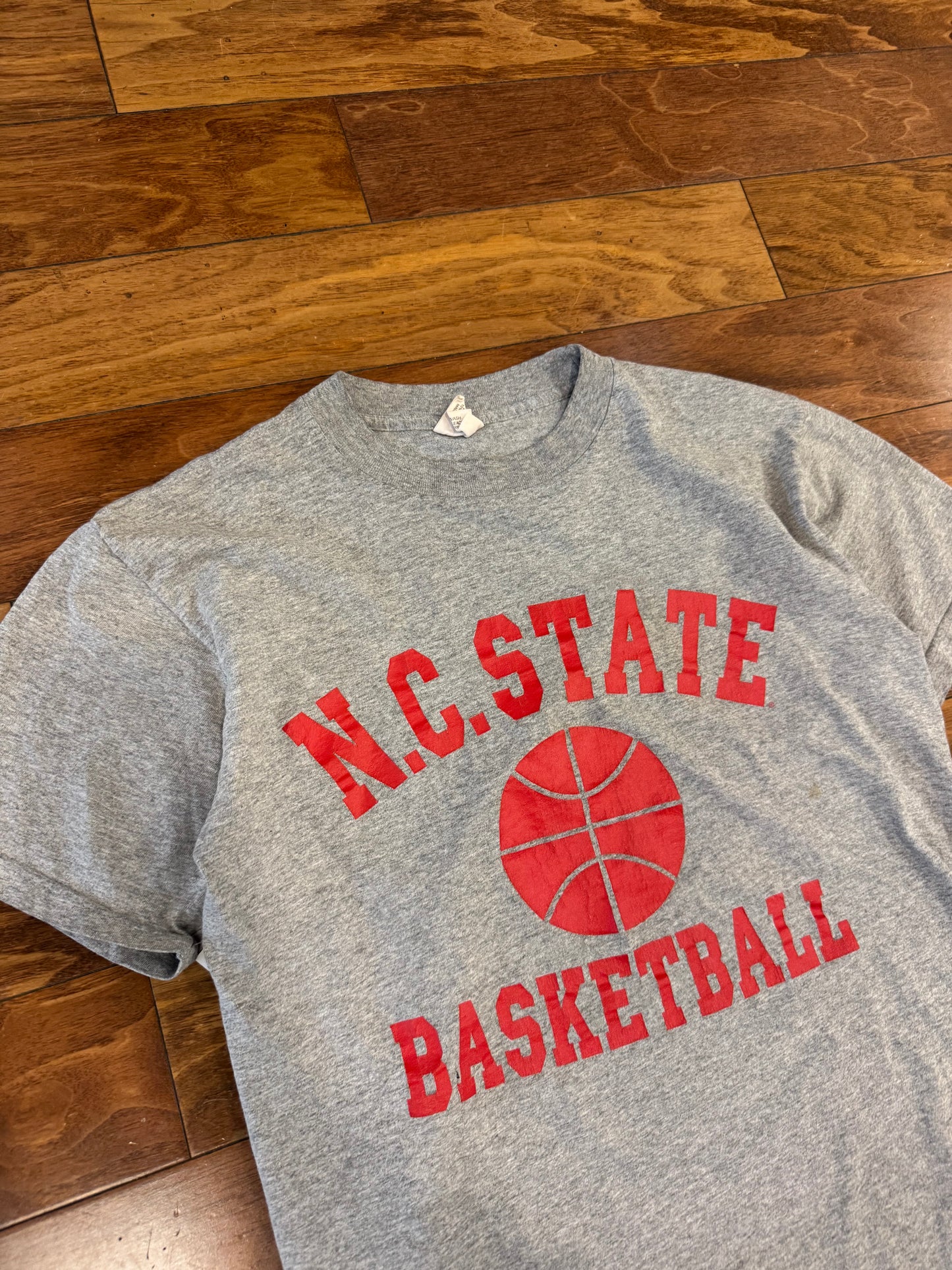 90s NC State Basketball Tee (M)